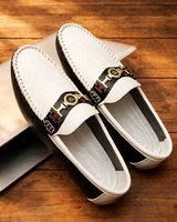 Stewart – Moderne Zweifarbige Leder Loafer in Weiß