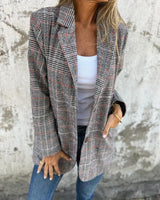 Basia – Stilvoller Winter Blazer Im Karomuster in Braun