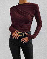 Livia - Figurbetontes Langarmshirt mit Rüschen in Burgunder