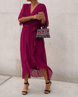 Loisa - Luftiges Kleid mit V-Ausschnitt in Fuchsia