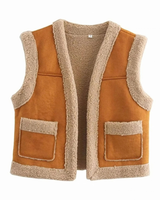 Adela | Damen Braune Weste mit Taschen und Fleece Details in Braun