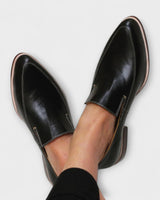 Adelgund | Damen Slipper Loafer Halbschuhe in Schwarz