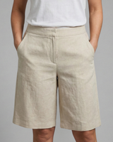 Almira | Damen Bermuda Shorts mit Elastikbund und Seitentaschen in Beige
