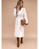 Amadea | Damen Winterjacke mit Taillengürtel, Langarm und Kragen in Weiß