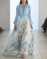 Amara | Damen Blau Weißes Langarm Maxikleid mit Blumenmuster in Blau