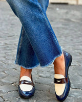 Amelia | Damen Zweifarbige Loafer in Marineblau