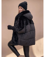 Ariane | Damen Winterjacke mit Plüsch, Kunstfell und Kapuze in Schwarz