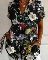 Nabilah - Lässiges Kurzarm Oberteil Mit Blumenmuster in Schwarz