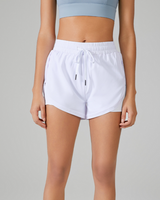 Eldrina | Damen Sportliche Kurze Hosen | Leicht in Weiß