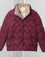 Bora | Damen Kurze Steppjacke mit Stehkragen in Angorrot