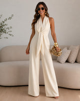 Valérie™ Jumpsuit mit Elegantem Drapiertem Ausschnitt und Palazzo-Silhouette in Weiß