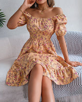 Blumenprint Kleid mit quadratischem Ausschnitt Rüschen und hoher Taille in Gelb