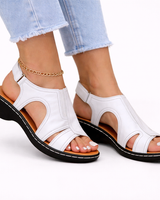 Calliope | Damen Komfort Sandalen mit verstellbaren Riemen in Weiß