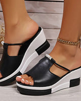 Carina | Damen Plateau Sandalen mit T-Riemen in Schwarz