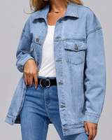 Lange Oversize-Jeansjacke für Damen mit Patten-Taschen – Eira in Blau