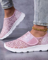 Sabyne – Sneaker Mit Blumenmuster Aus Spitze Und Klettverschluss in Rosa