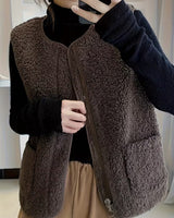 Miona – Plüsch-Fleece-Weste Mit Taschen in Braun