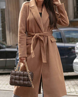 Helene | Damen Langer Mantel im lässigen Streetstyle in Kamel