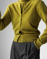 Damen-Set: ärmelloses Top mit hohem Kragen und kurzer Strickjacke – Celia in Grün
