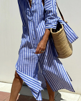 Quintilla - Schimmerndes Sommerkleid mit V-Ausschnitt in Blau