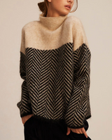 Michaela | Damen Lockere Strickpullover mit hohem Kragen in Eichenbraun