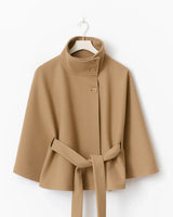 Damen Capejacke mit Stehkragen und Bindegürtel in Beige
