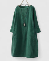 Damen Geripptes Rundhals-Midikleid mit Dreiviertelärmeln und Fronttaschen in Grün