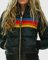 Damen Gesteppte Colorblock Jacke mit Streifen und Teddyfutter in Schwarz