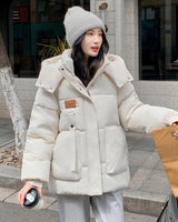 Damen Gesteppte Pufferjacke mit Kapuze Frontreißverschluss Brusttasche und Seitentaschen in Beige