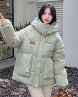Damen Gesteppte Pufferjacke mit Kapuze Frontreißverschluss Brusttasche und Seitentaschen in Mintgrün