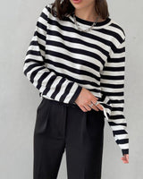 Emilia | Damen Gestreifter Langarm Relaxed-Fit Rundhals Sweater in Schwarz