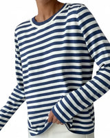 Damen Gestreiftes Langarmshirt mit Rundhals in Blau