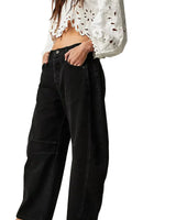 Damen Jeans mit weitem Bein und klassischer Taschenanordnung in Schwarz