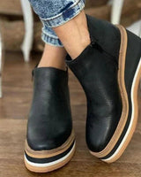 Katharina | Damen Keilabsatz Ankle Boots Kurzstiefel Reißverschluss Plateau in Schwarz