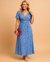 Damen Kleid mit kurzen Ärmeln, V-Ausschnitt und Blumenmuster mit Smokdetail in Blau
