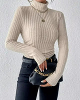 Damen Langarm Rollkragenpullover mit vertikalem Rippmuster in Weiß