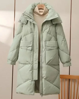 Damen Lange Steppjacke mit Stehkragen Verdecktem Reißverschluss Pattentaschen und Langen Ärmeln in Hellgrün