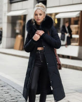 Clara | Damen Langer Daunen-Steppmantel mit Kragen Fellkapuze Wintermantel in Schwarz