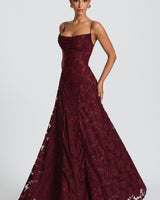 Damen Maxikleid mit Wasserfallausschnitt Spaghettiträgern Blumenmuster und Schnürung am Rücken in Bordeauxrot