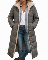 Frieda | Damen Longline Puffer Jacke mit Teddyfutter und Kapuze in Grau