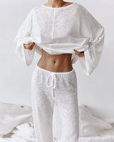 Damen Loungewear-Set mit langärmligem Oberteil Rundhalsausschnitt und weiter Hose in Weiß