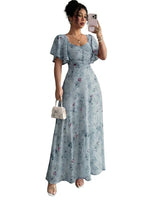 Damen-Maxikleid mit Flatterärmeln, Herzausschnitt und Blumenmuster in Blau