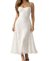 Damen Maxikleid mit Herz-Ausschnitt und Trägern in Weiß