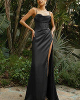 Damen Maxikleid mit Spaghettiträgern Wasserfallausschnitt und hohem Seitenschlitz in Schwarz
