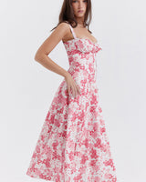 Damen Midikleid mit Herzausschnitt und breiten Trägern mit Ziernähten am Oberteil und Blumenmuster in Rot