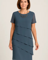 Damen Midikleid mit kurzen Ärmeln, Rundhalsausschnitt und asymmetrischen Lagen in Marineblau