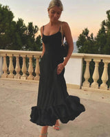 Damen Midikleid mit Spaghettiträgern Gerader Halspartie und Rüschensaum in Schwarz