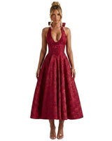 Damen Neckholderkleid mit Korsett Oberteil und Strukturmuster und Schleife am Nacken in Rot