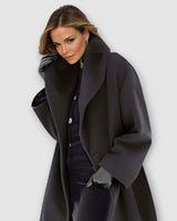 Katharina | Damen Oversized Wintermantel im modernen Stil mit weitem Schnitt in Schwarz