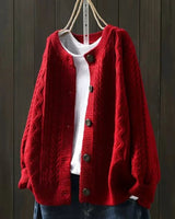 Leonie | Damen Oversized Zopfmuster Cardigan mit Knopfleiste in Rot